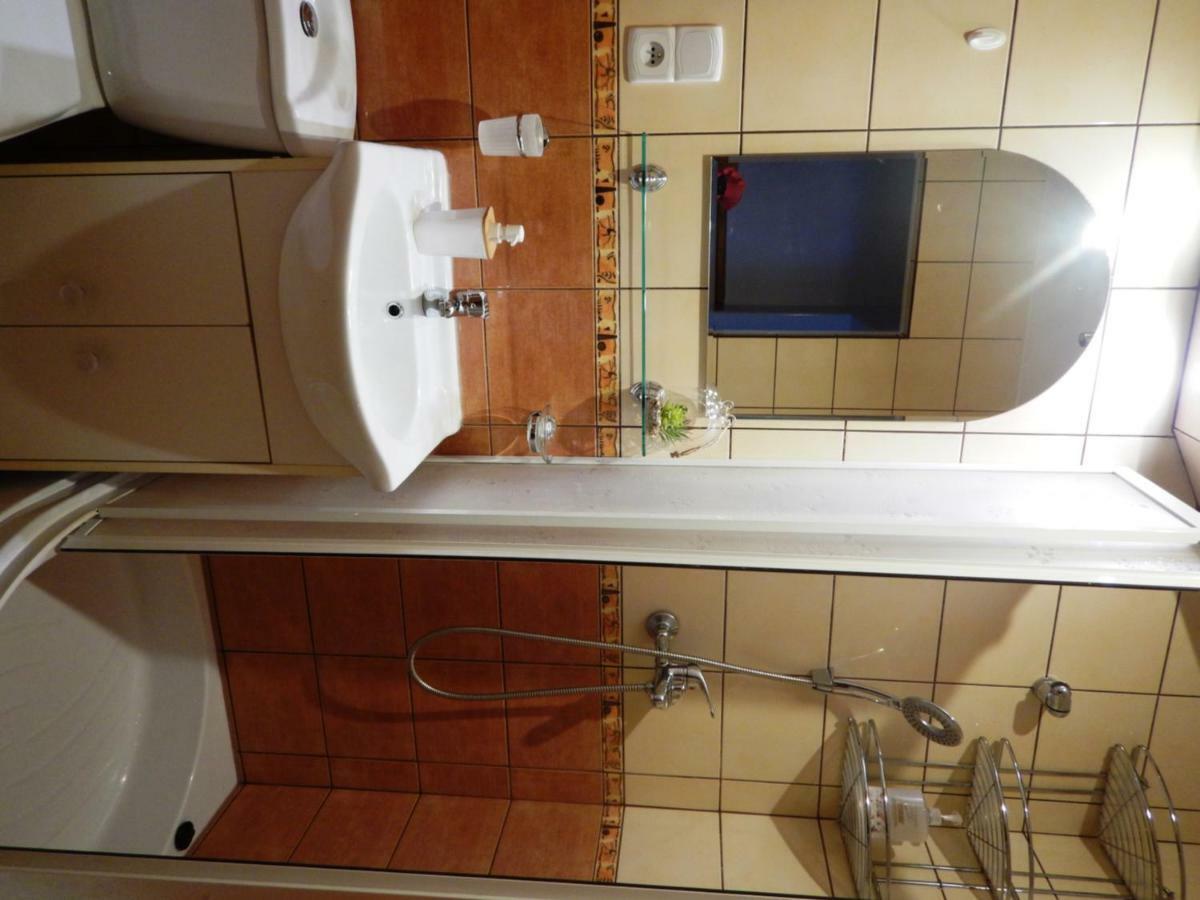 Apartament Piastowska Daire Kamienna Gora Dış mekan fotoğraf